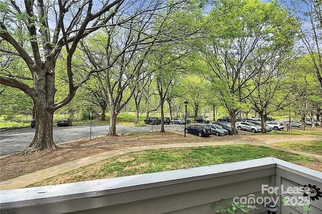 1140 W 1st Street, Charlotte, NC 28202