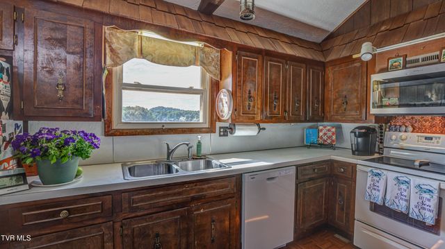 1458 East Shipley Ferry Road, Kingsport, TN 37663