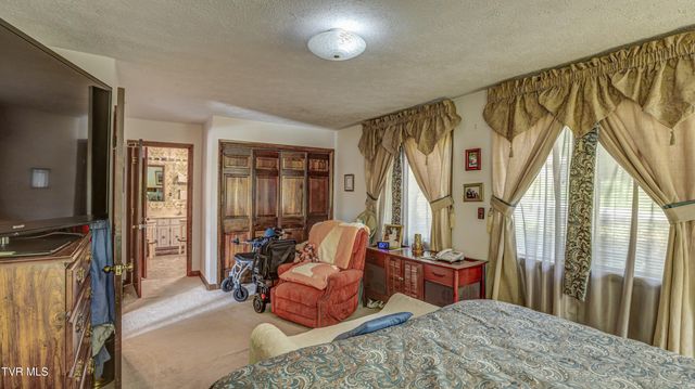 1458 East Shipley Ferry Road, Kingsport, TN 37663