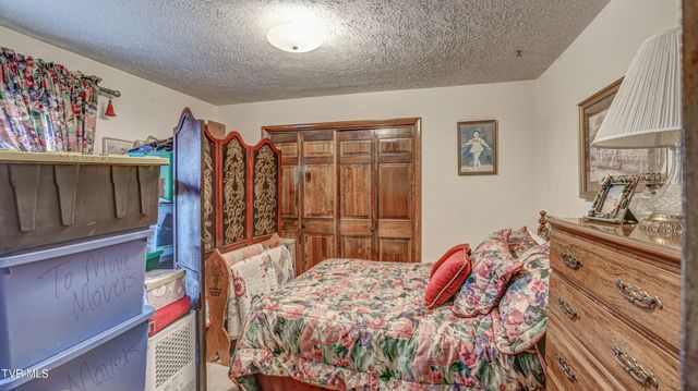 1458 East Shipley Ferry Road, Kingsport, TN 37663