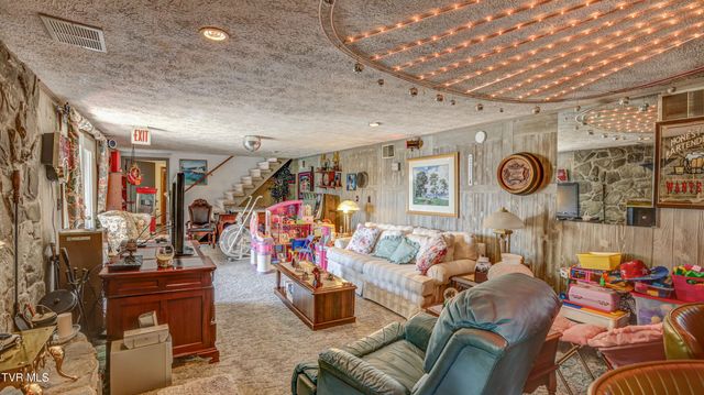 1458 East Shipley Ferry Road, Kingsport, TN 37663