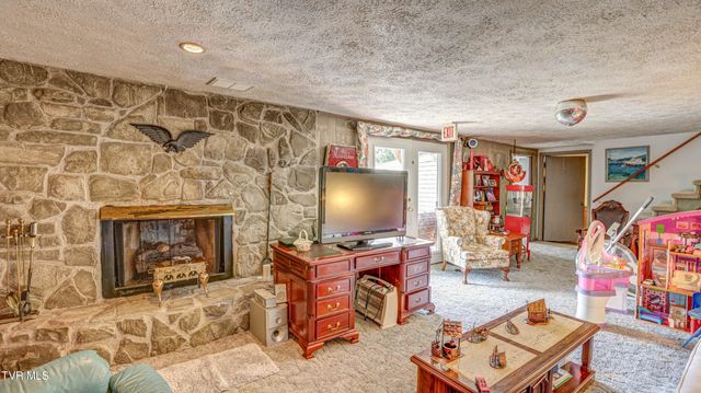1458 East Shipley Ferry Road, Kingsport, TN 37663