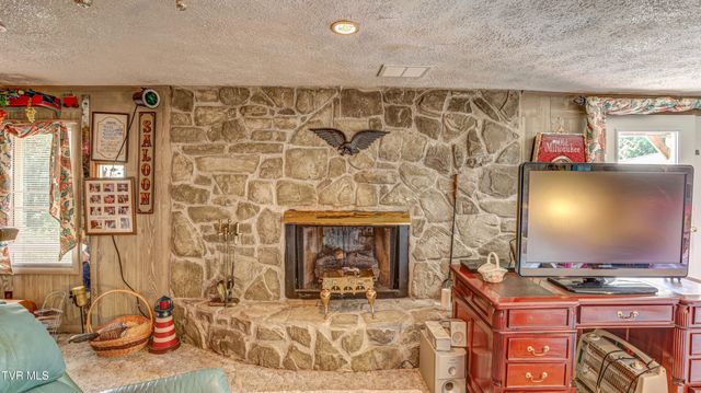 1458 East Shipley Ferry Road, Kingsport, TN 37663