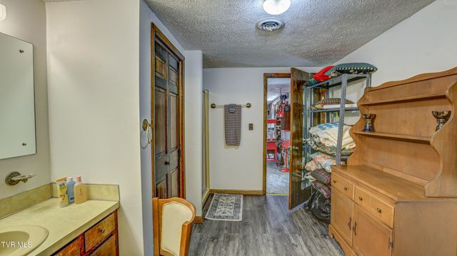 1458 East Shipley Ferry Road, Kingsport, TN 37663