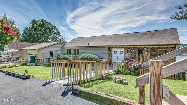 1458 East Shipley Ferry Road, Kingsport, TN 37663