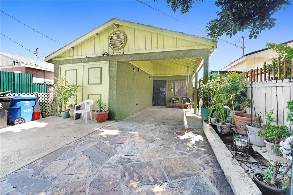 Image 1 of property listing at 2274 E 103rd, Los Angeles, CA 90002