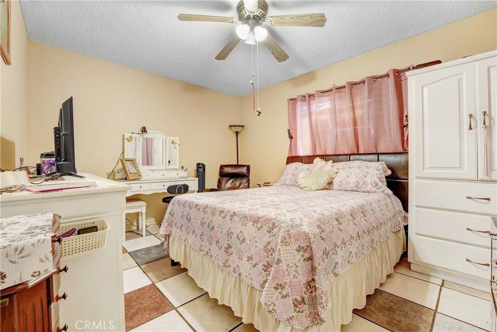 Image 12 of property listing at 2274 E 103rd, Los Angeles, CA 90002