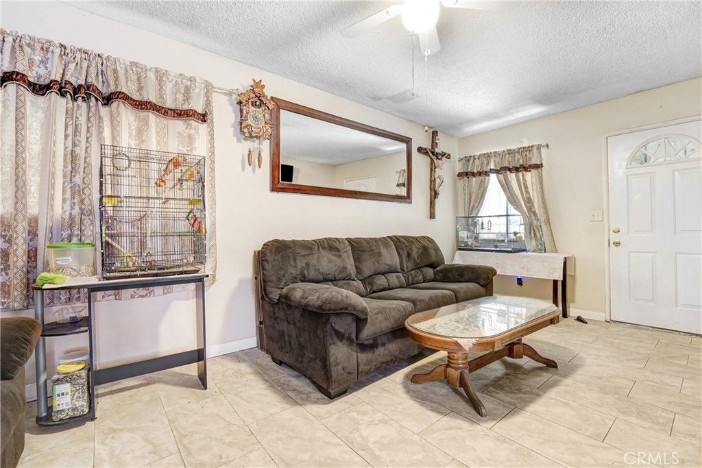 Image 4 of property listing at 2274 E 103rd, Los Angeles, CA 90002