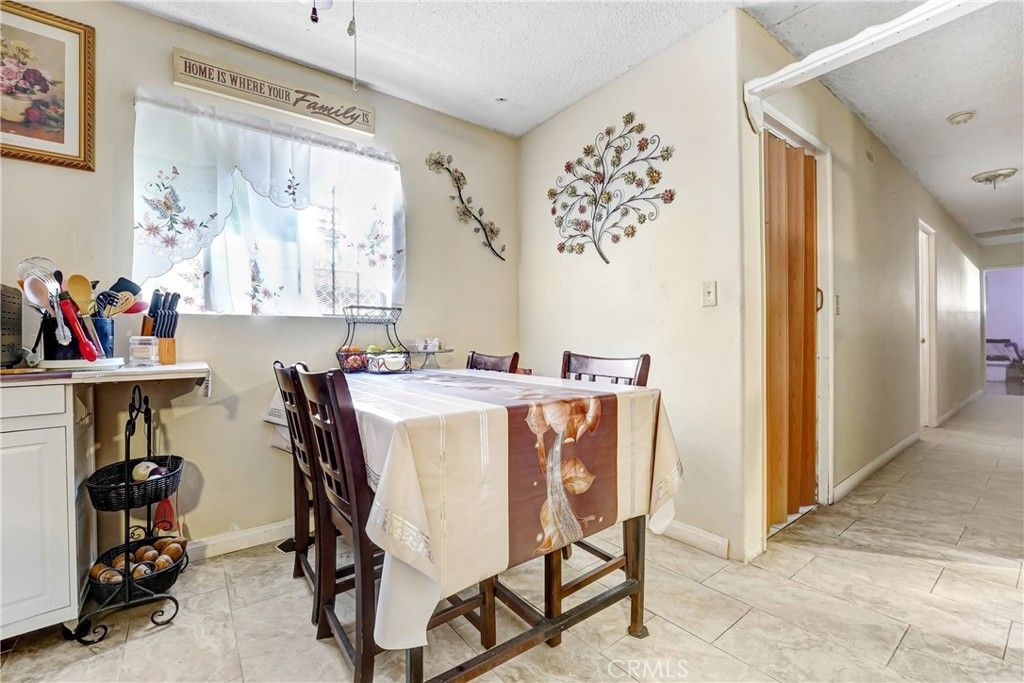 Image 7 of property listing at 2274 E 103rd, Los Angeles, CA 90002