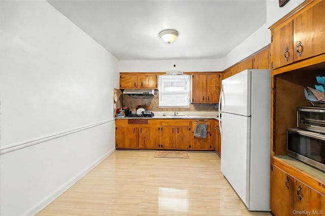 3644 170th Street, Flushing, NY 11358