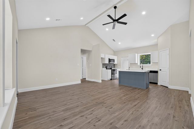 5293 County Road 921, Nevada, TX 75173