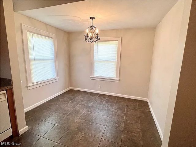 9725 Parkview Avenue, Garfield Heights, OH 44125