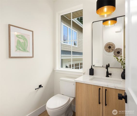 11812 NE 103rd Place, Kirkland, WA 98033