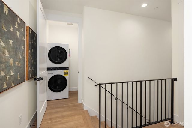 11812 NE 103rd Place, Kirkland, WA 98033