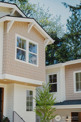 11812 NE 103rd Place, Kirkland, WA 98033