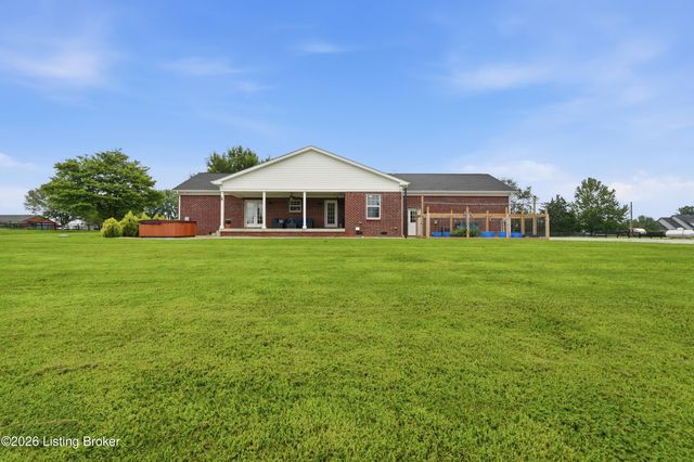 3712 Blossom Dr, La Grange, KY 40031