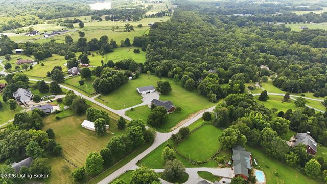3712 Blossom Dr, La Grange, KY 40031