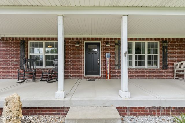 3712 Blossom Dr, La Grange, KY 40031