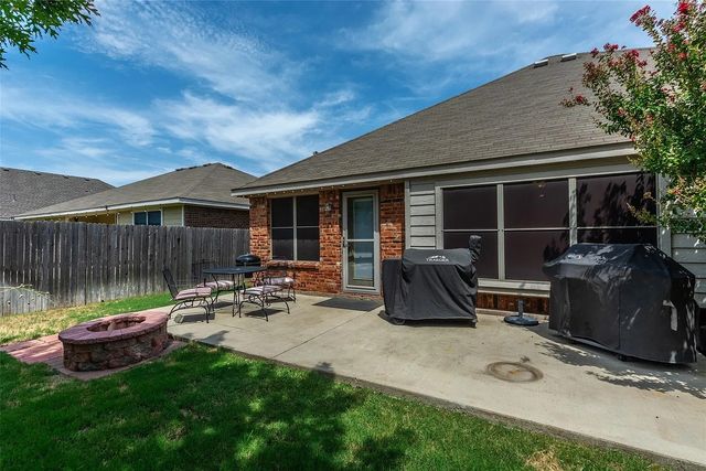925 Remington Ranch Road, Mansfield, TX 76063