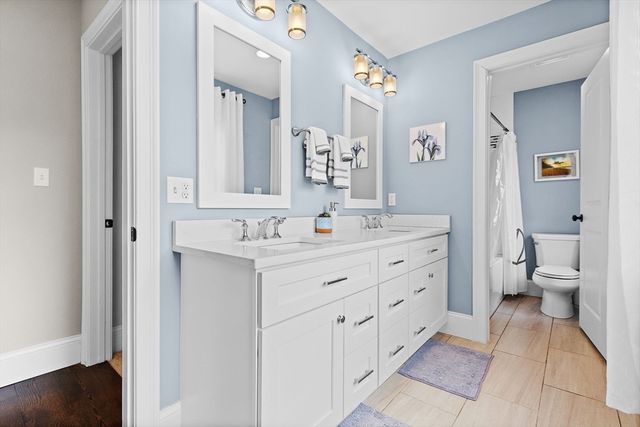 17 Bradford Rd, Natick, MA 01760