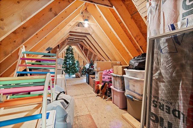 17 Bradford Rd, Natick, MA 01760