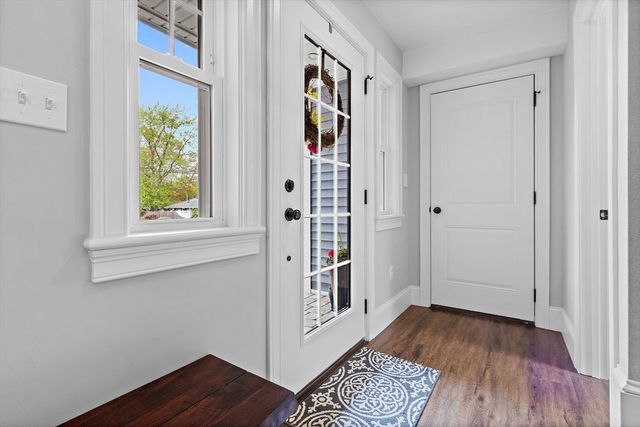 17 Bradford Rd, Natick, MA 01760