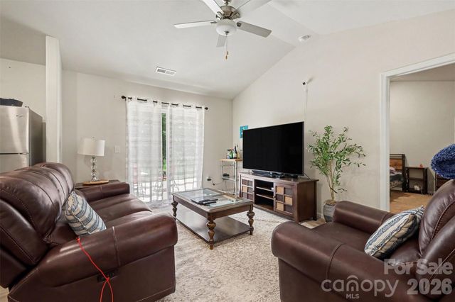 1329 Nia Road, Charlotte, NC 28215