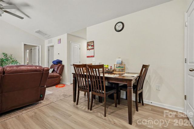 1329 Nia Road, Charlotte, NC 28215