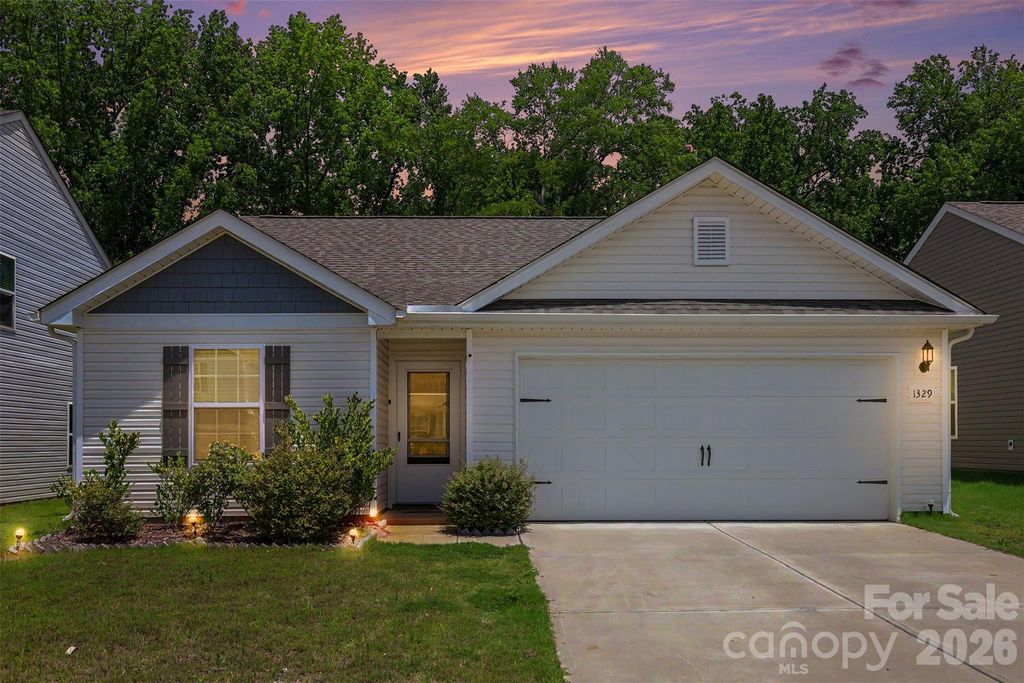 1329 Nia Road, Charlotte, NC 28215