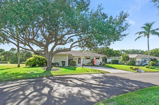5277 SE Sea Island Way, Stuart, FL 34997