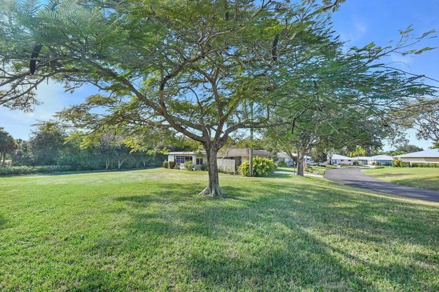 5277 SE Sea Island Way, Stuart, FL 34997