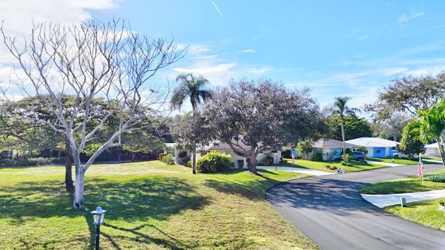 5277 SE Sea Island Way, Stuart, FL 34997