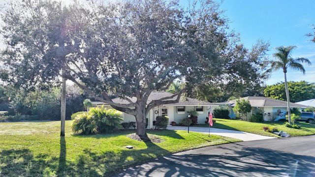 5277 SE Sea Island Way, Stuart, FL 34997