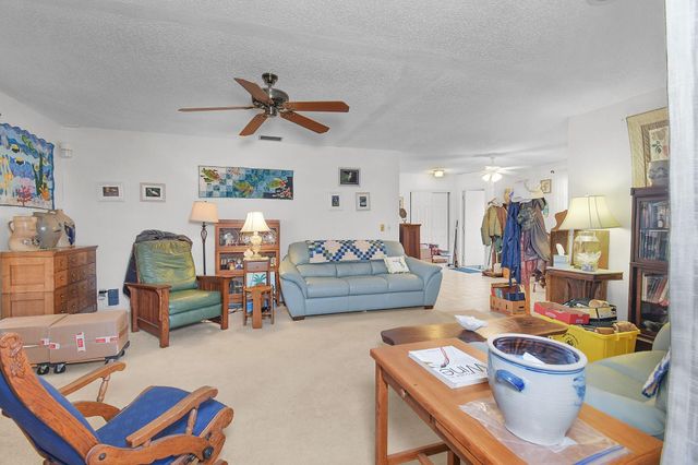 5277 SE Sea Island Way, Stuart, FL 34997