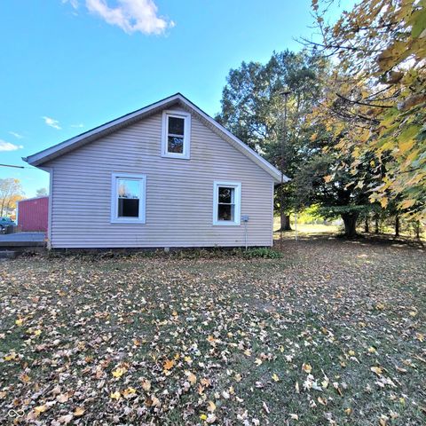 4082 W County Road 450 N, Greencastle, IN 46135