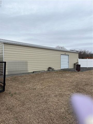 2500 Joshua LN, Suffolk, VA 23434