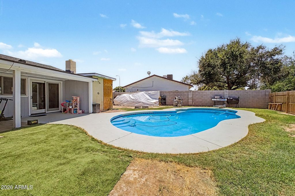 4006 S HANNA Drive, Tempe, AZ 85282 — photo 4