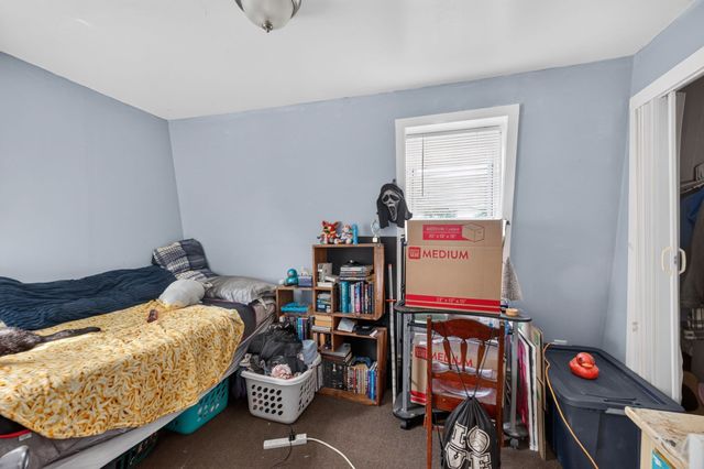 32 Gardner Ave, Swansea, MA 02777