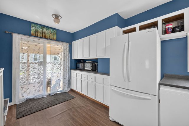32 Gardner Ave, Swansea, MA 02777