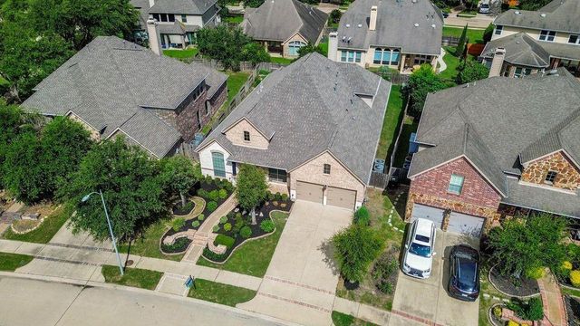 606 Floriencia St, Sugar Land, TX 77479