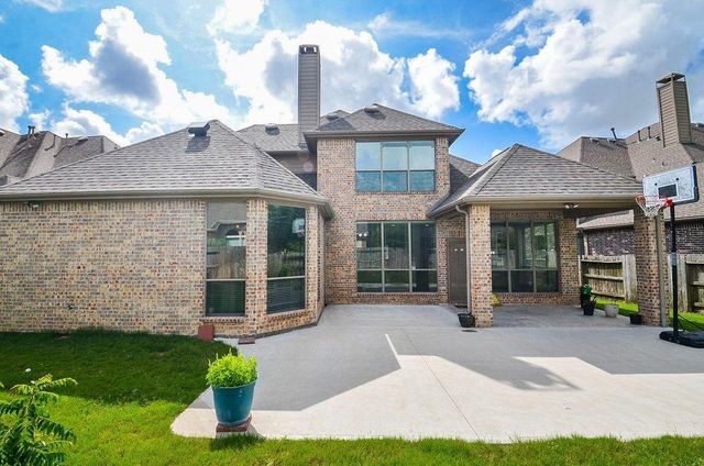 606 Floriencia St, Sugar Land, TX 77479