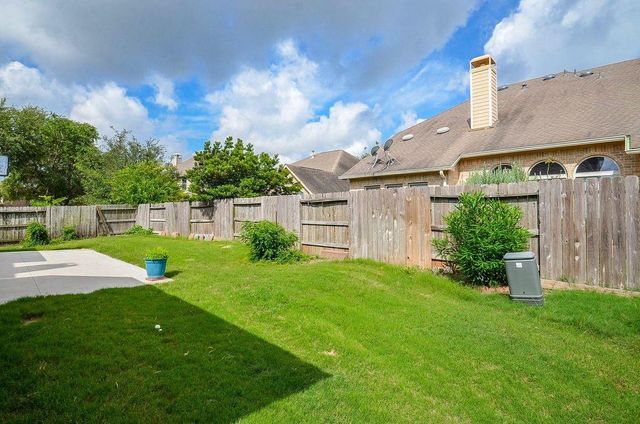 606 Floriencia St, Sugar Land, TX 77479