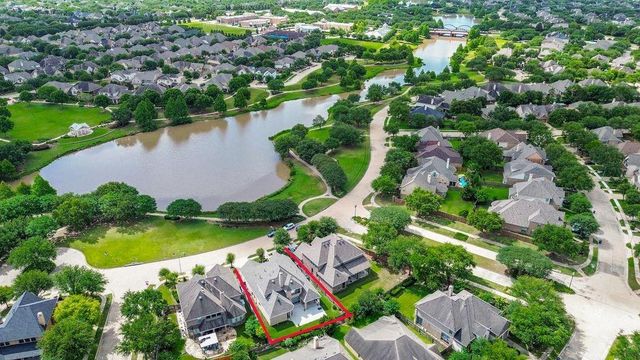 606 Floriencia St, Sugar Land, TX 77479