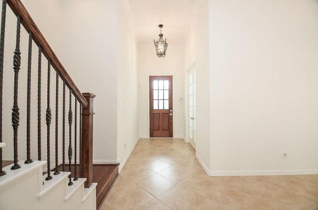 606 Floriencia St, Sugar Land, TX 77479