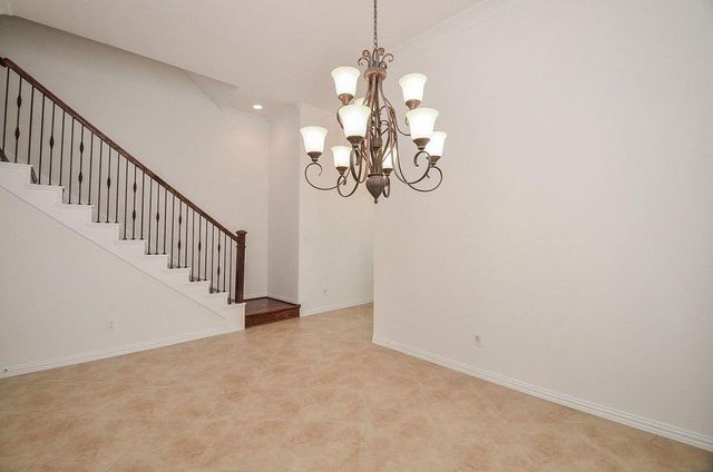 606 Floriencia St, Sugar Land, TX 77479