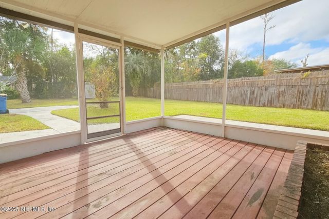 1604 CARBONDALE Drive N, Jacksonville, FL 32208