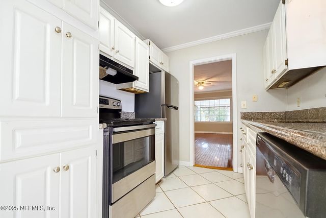 1604 CARBONDALE Drive N, Jacksonville, FL 32208