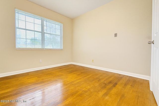 1604 CARBONDALE Drive N, Jacksonville, FL 32208