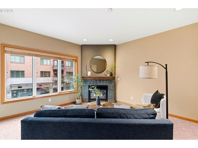 400 W 8TH St 236, Vancouver, WA 98660