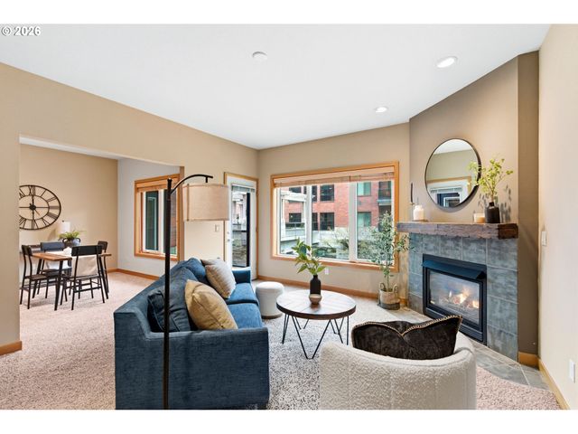 400 W 8TH St 236, Vancouver, WA 98660